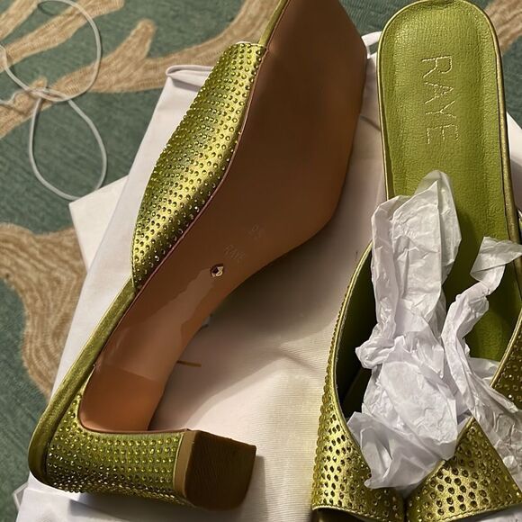 NWT 178.00 Raye From Revolve Van Heel in Green Size 9 1/2 Just sold out. - Picture 7 of 11